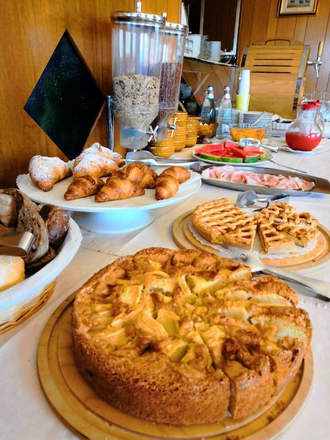 Albergo Ristorante Scanapa كاستوني ديلا بريسولانا المظهر الخارجي الصورة